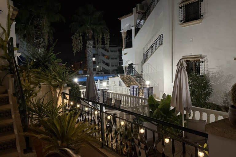 Blick auf den Pool – nachts | CostaBlancaHoliday.eu - foto č. 25