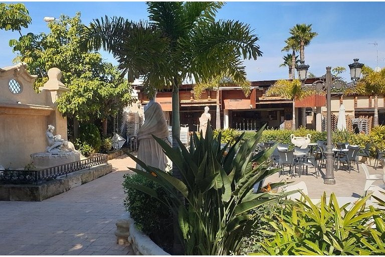 Restaurantes en los alrededores - foto č. 5